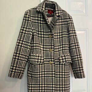 Cole Haan Wool Houndstooth Coat Size 6 – Like New